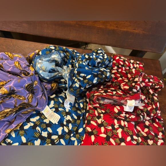 LuLaRoe Set of Leggings Bees - Tall and Curvy - Picture 2 of 2